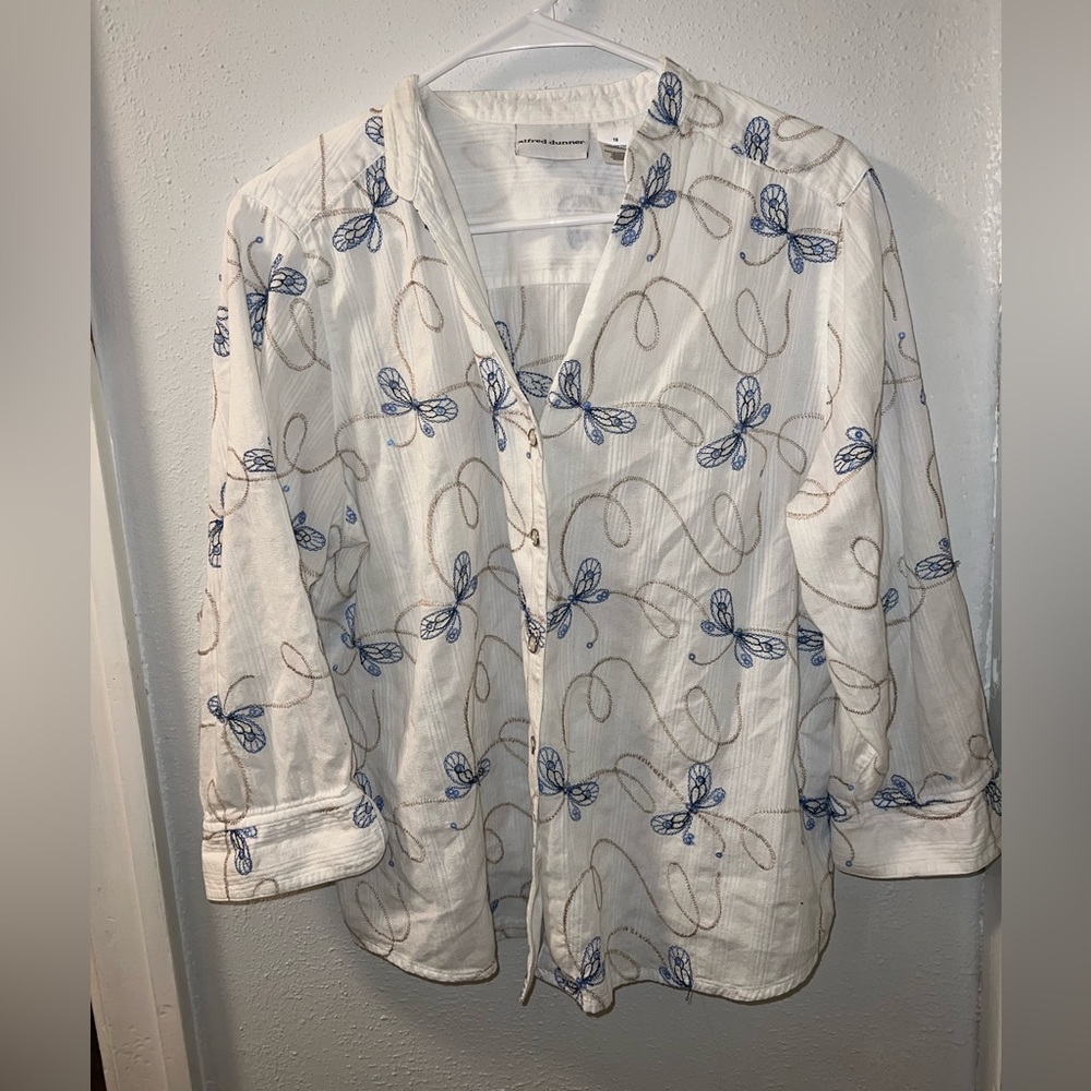 Alfred Dunner butterfly button up top, size 16/XL